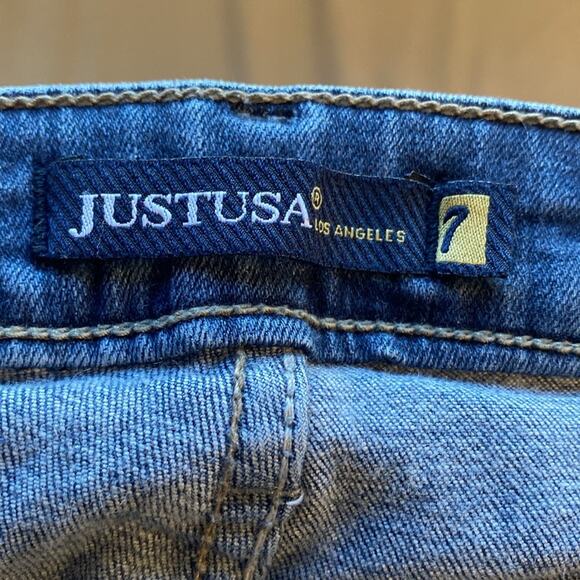 Classic Blue Women's Jeans - Picture 2 of 5